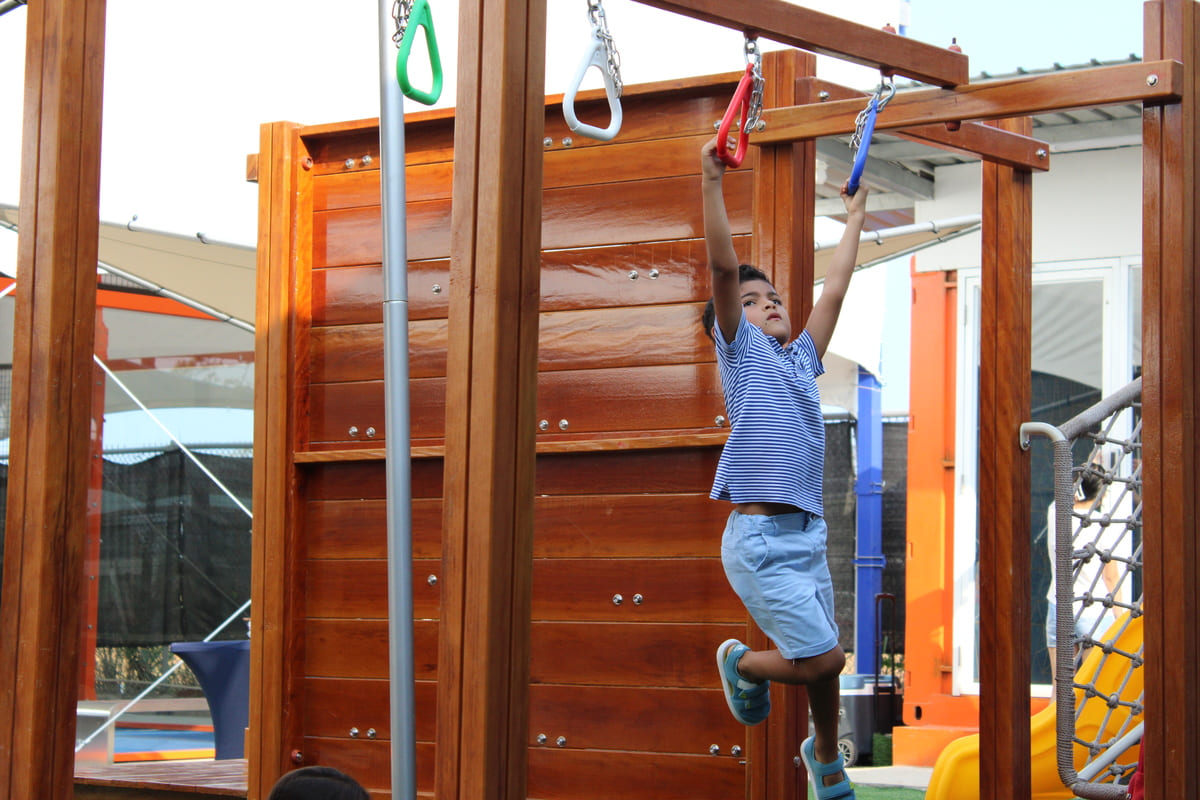 Infiniti Sport Center